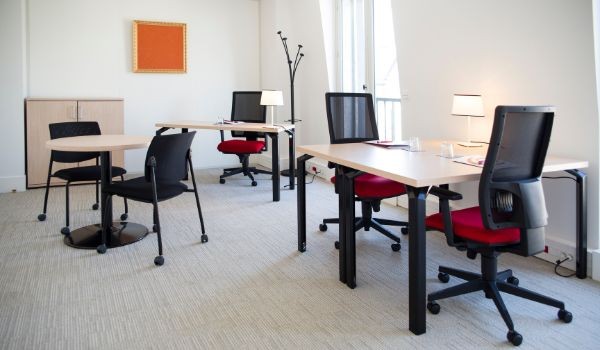 Bureau à temps plein