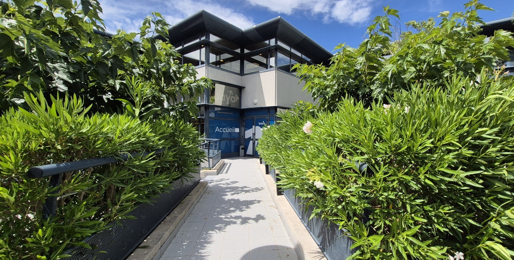façade-baya-sophia-antipolis