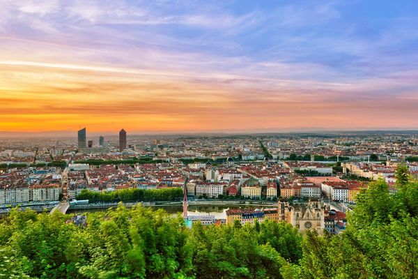 Comment louer un bureau facilement à Lyon pour une journée ?