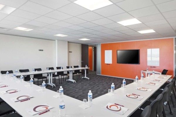 Coworking ou bureau privatif : quelle solution pour votre entreprise à Montpellier ?